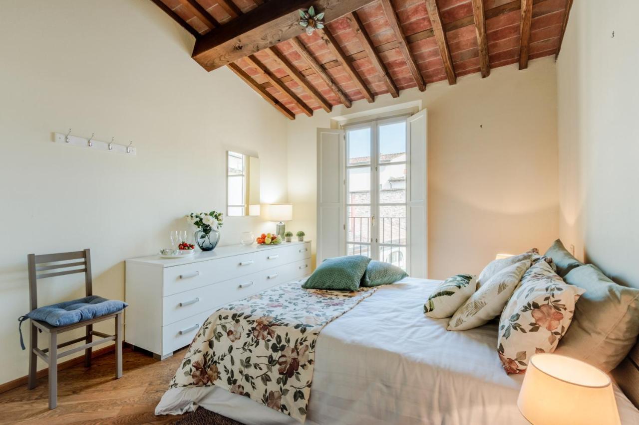 Helene Smart Flat With Elevator Inside Lucca Daire Dış mekan fotoğraf